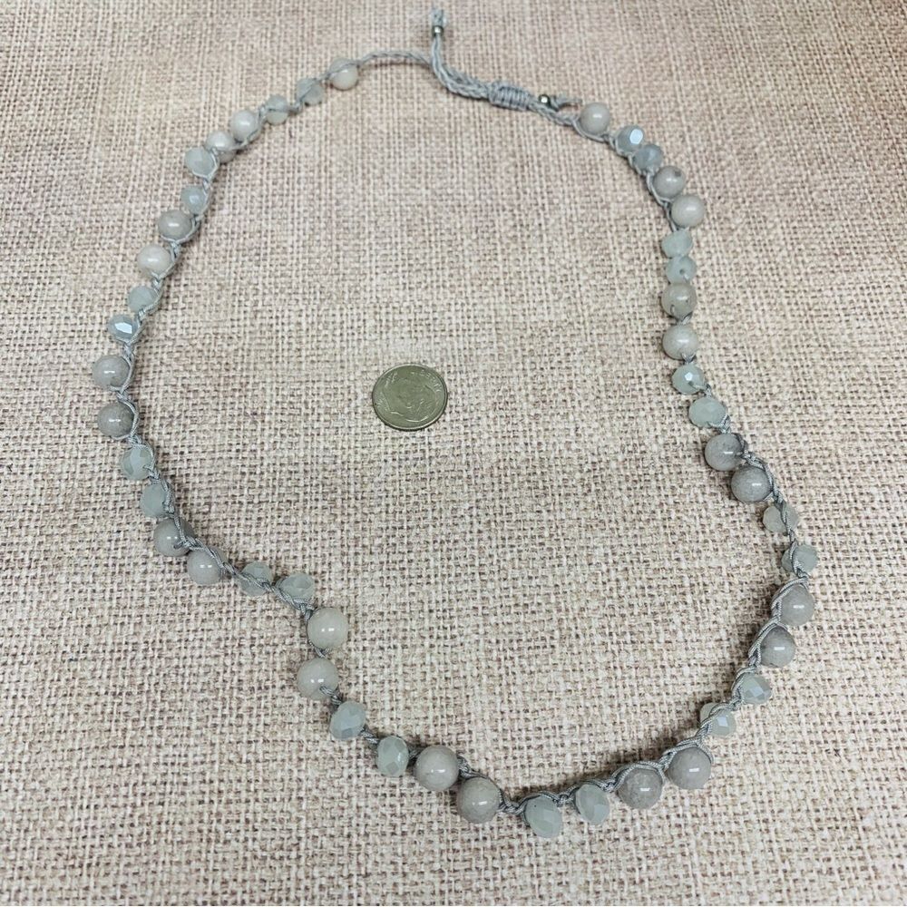 Gray Glass Bead Crochet Necklace‎